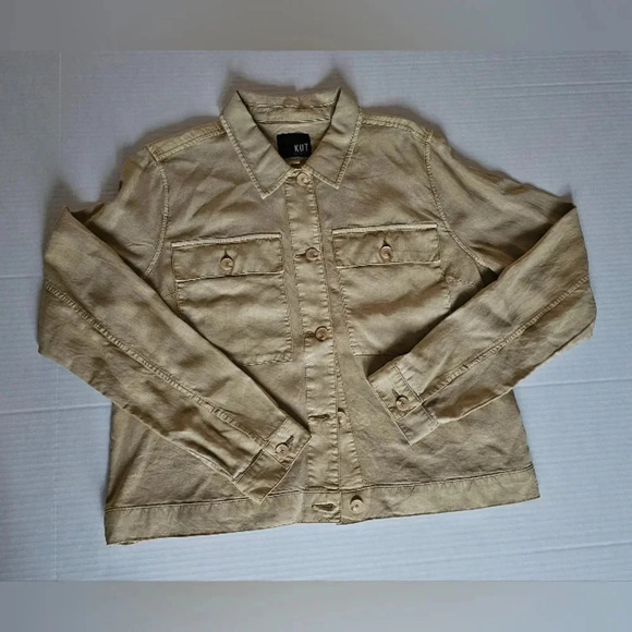 KUT from the Kloth Abigail Khaki Lightweight Button Up - Picture 6 of 7